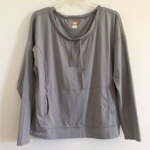 2/$10 Lucy Gray Pullover